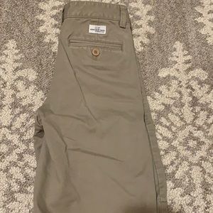 Boys Vinyard Vines shorts